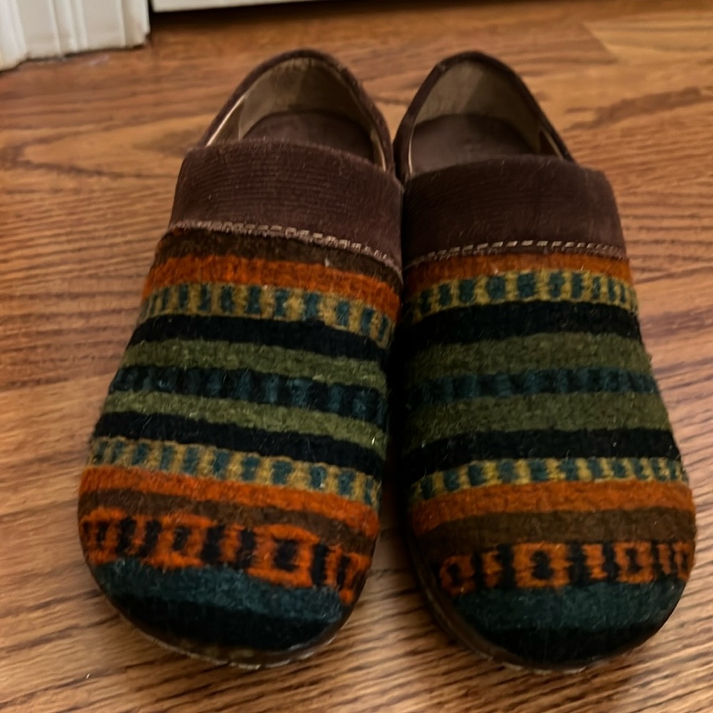 Clogs by Born